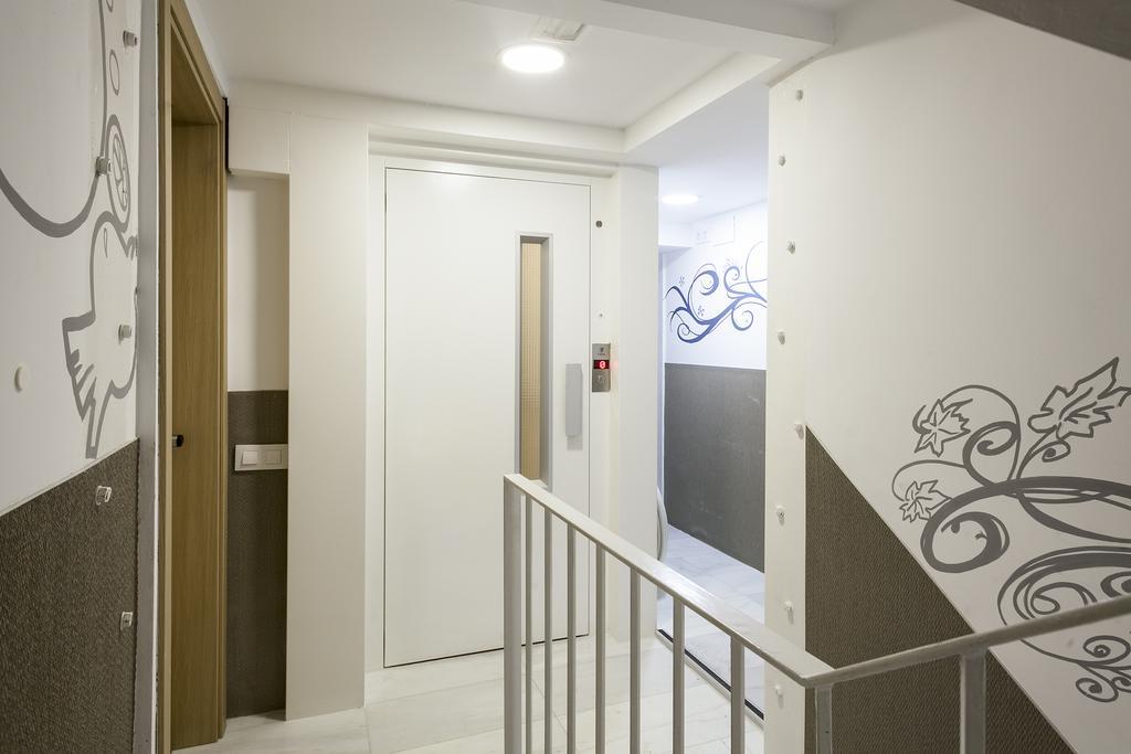 ברצלונה Habitat Apartments Adn מראה חיצוני תמונה