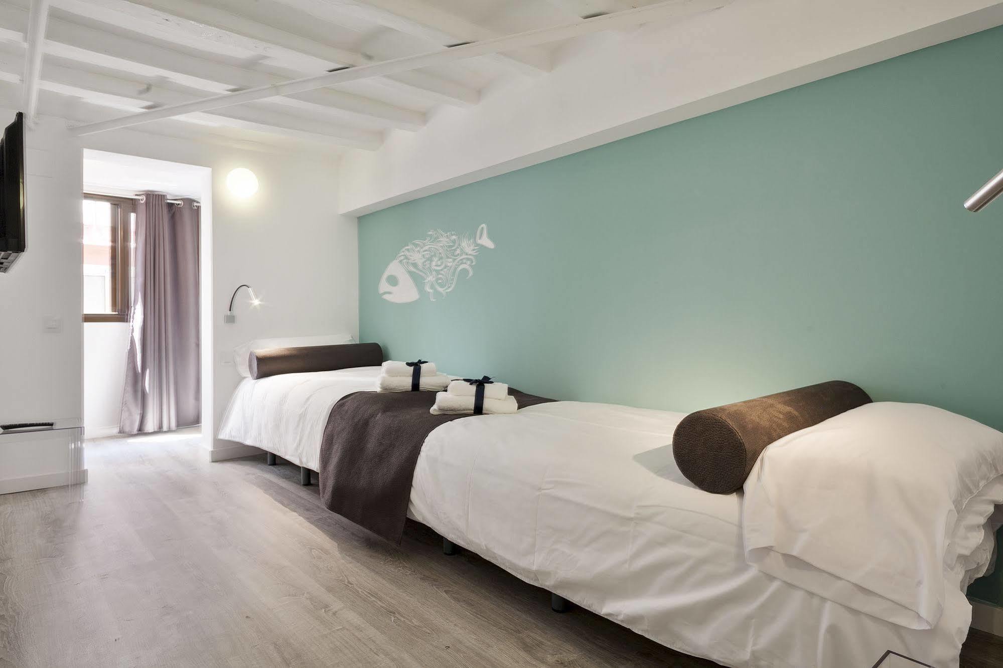 ברצלונה Habitat Apartments Adn מראה חיצוני תמונה
